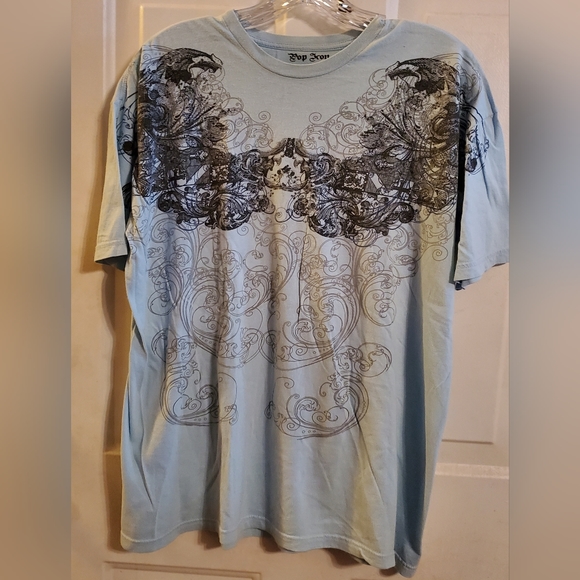 Pop Icon Graphic Tee, Mens size large - Picture 2 of 4